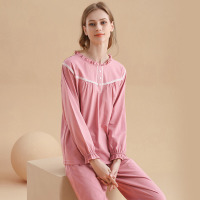Knitted stretch-lace pajamas 79