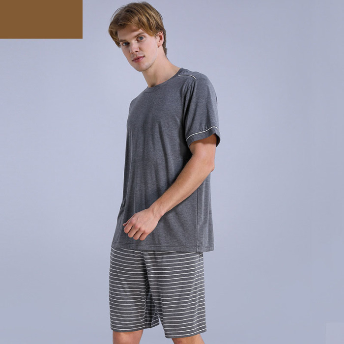 middle aged striped short sleeve pajamas 43